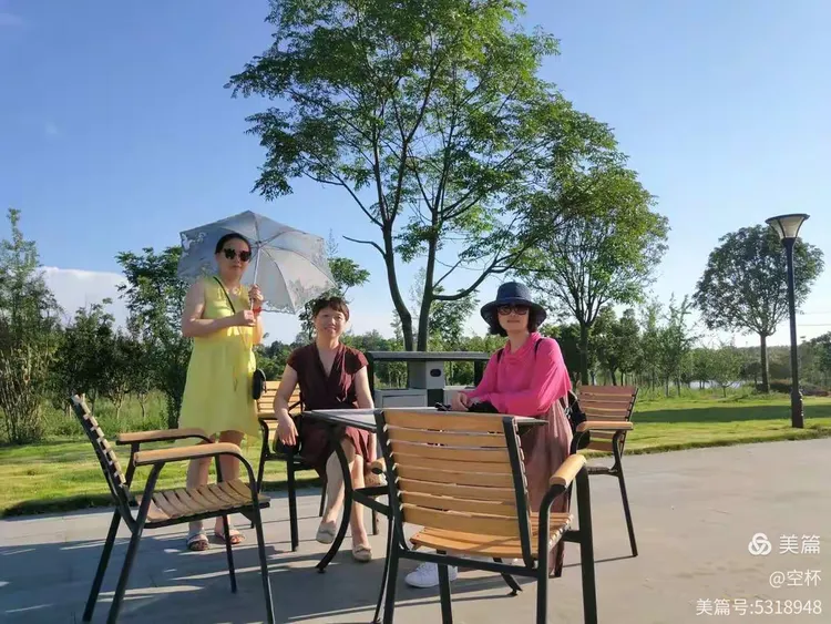 巽丰湖生态农庄休闲游